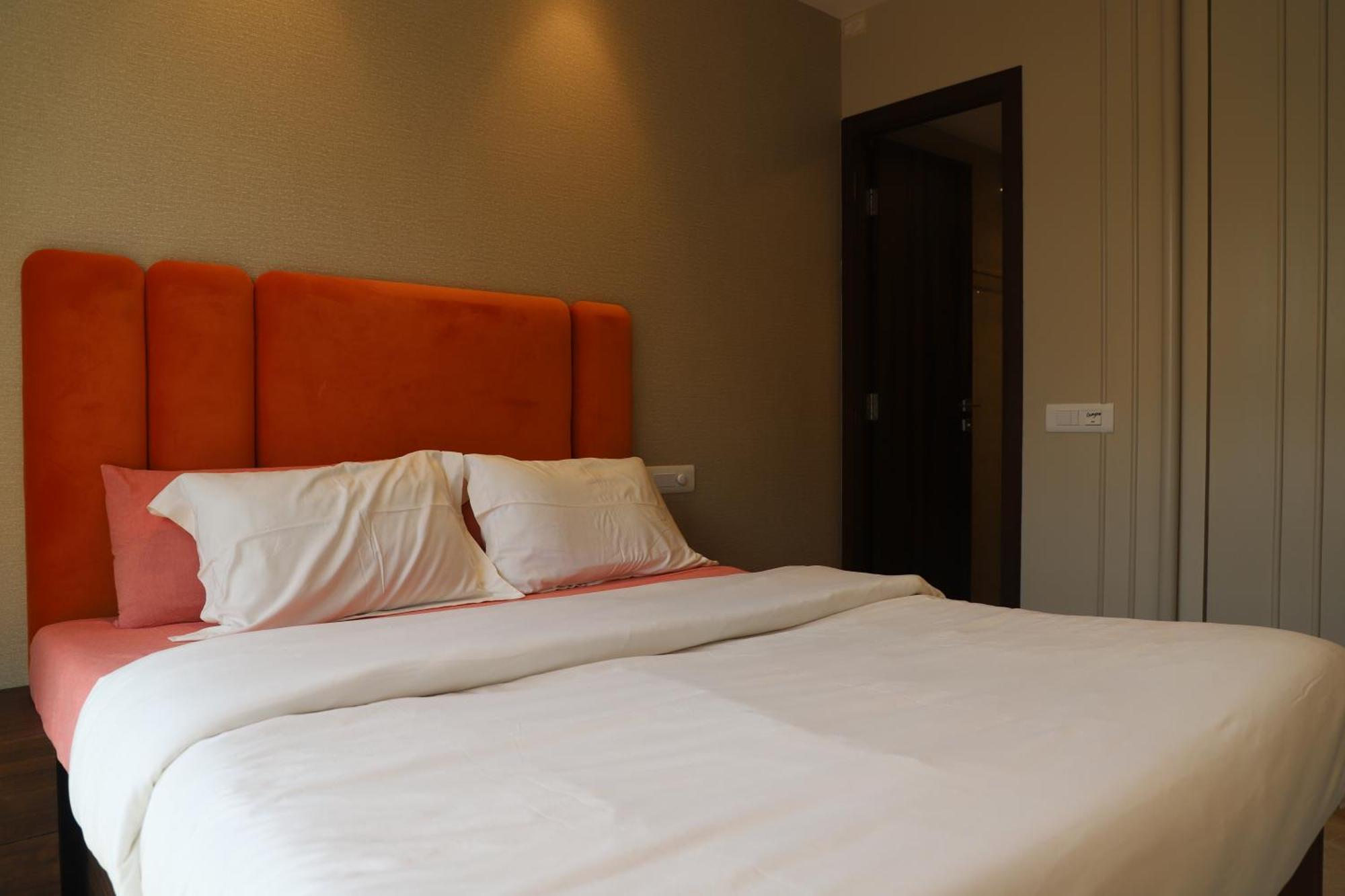 Zenia Luxury Suites And Serviced Apartments Bombay Eksteriør billede